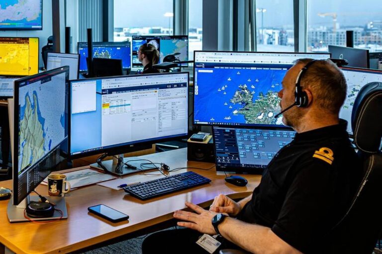 Icelandic Coast Guard Detect Unidentified Vessels